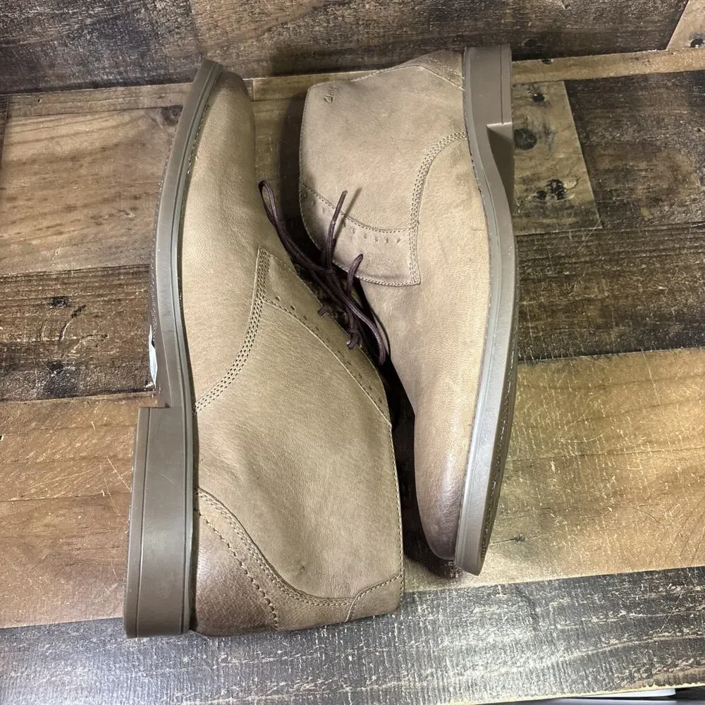 Clarks men garren